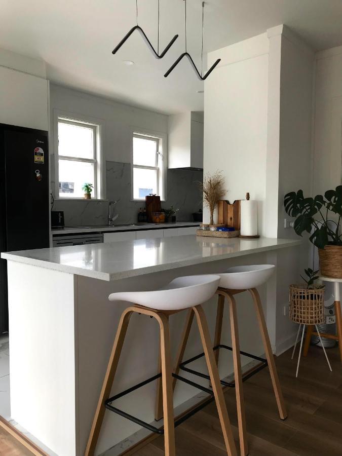 Bright & Comfy Stay In Newly Renovated Home With Parking Auckland Luaran gambar